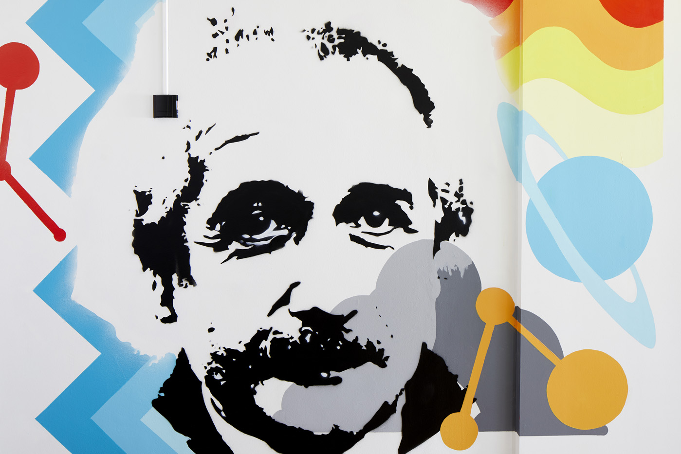 90 Degrees Albert Einstein Artwork Stencil Mural 460 Degrees